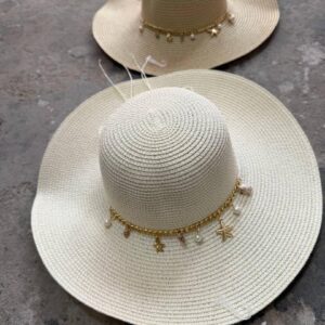 Chapeau de plage : étoile de mer